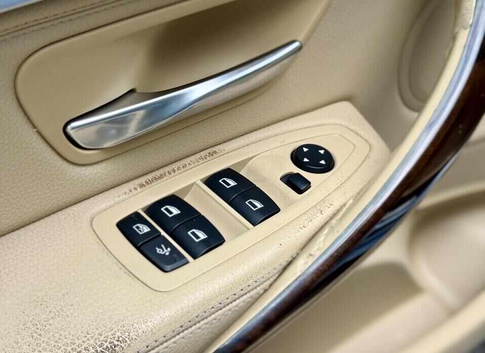 BMW 3 серии, VI (F3x) 320i xDrive 2.0 AT (184 л.с.) 4WD