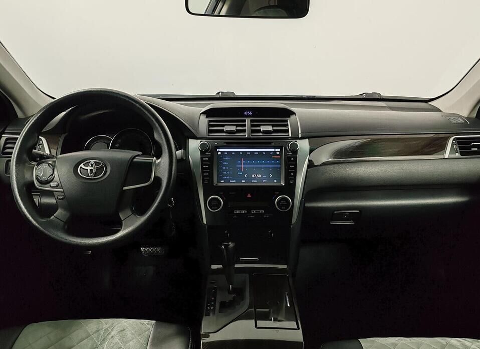 Toyota Camry, VII (XV50) 2.0 AT (148 л.с.)