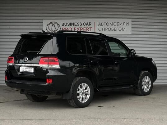 Toyota Land Cruiser, 2017&nbsp;г., 165&nbsp;124&nbsp;км