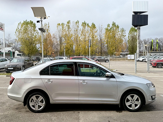 Skoda Rapid, 2019 г., 77 275 км