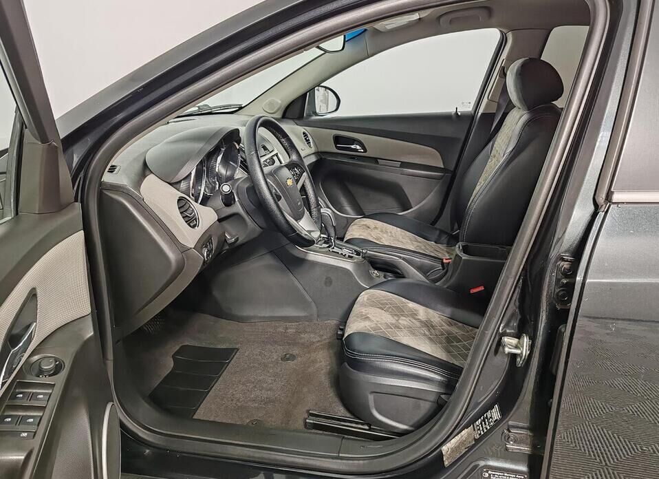 Chevrolet Cruze, I Рестайлинг 1.4 AT (140 л.с.)