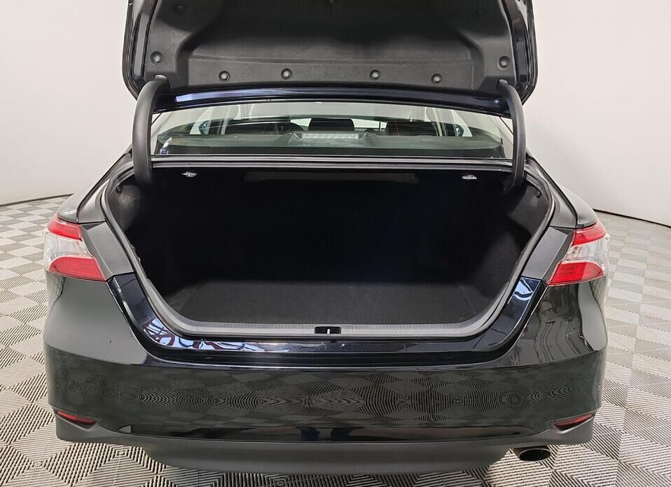 Toyota Camry, VIII (XV70) Рестайлинг 2.5 AT (200 л.с.)