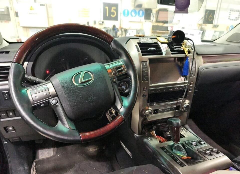 Lexus GX, II Рестайлинг 460 4.6 AT (296 л.с.) 4WD