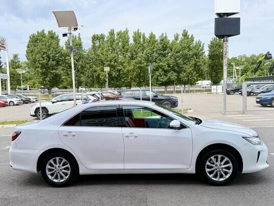 Toyota Camry, 2015&nbsp;г., 242&nbsp;414&nbsp;км