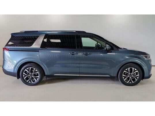 Kia Carnival, 2021&nbsp;г., 70&nbsp;407&nbsp;км