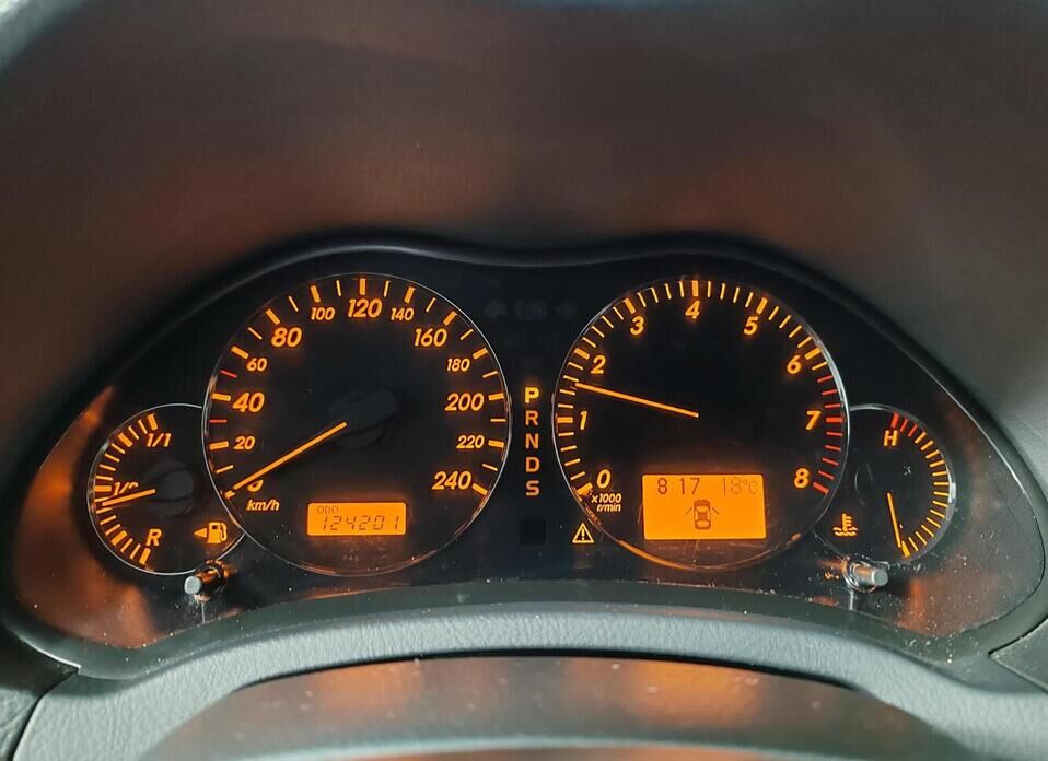 Toyota Avensis, II Рестайлинг 1.8 AT (129 л.с.)