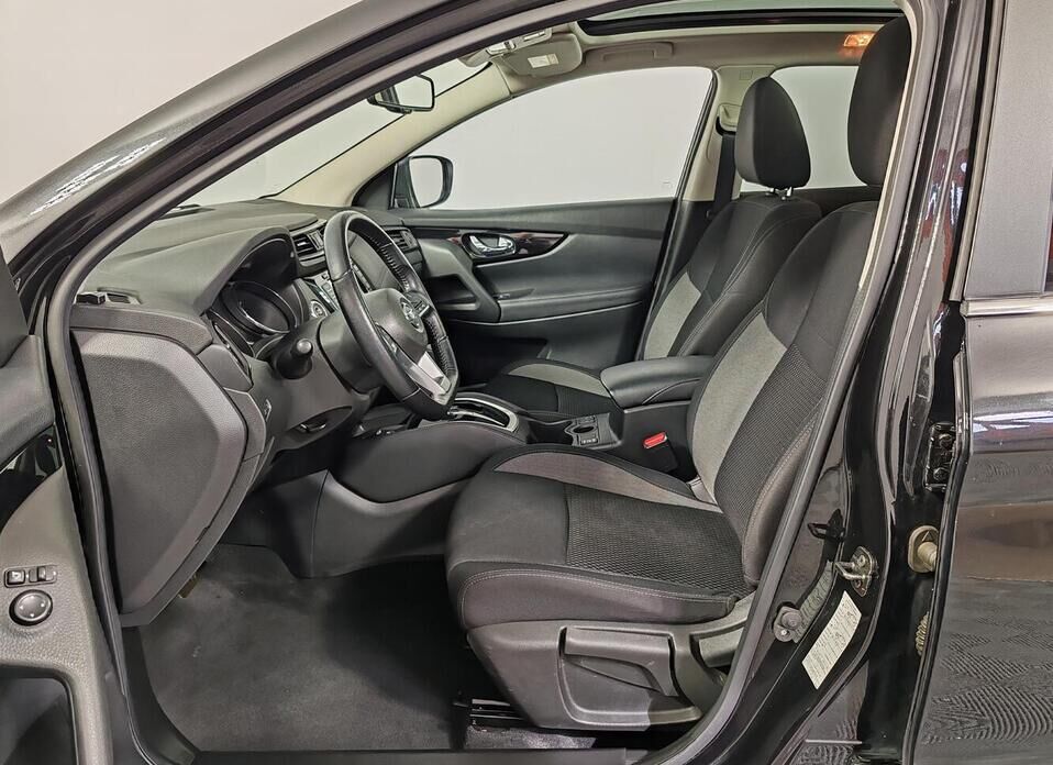 Nissan Qashqai, II Рестайлинг 2.0 CVT (144 л.с.)