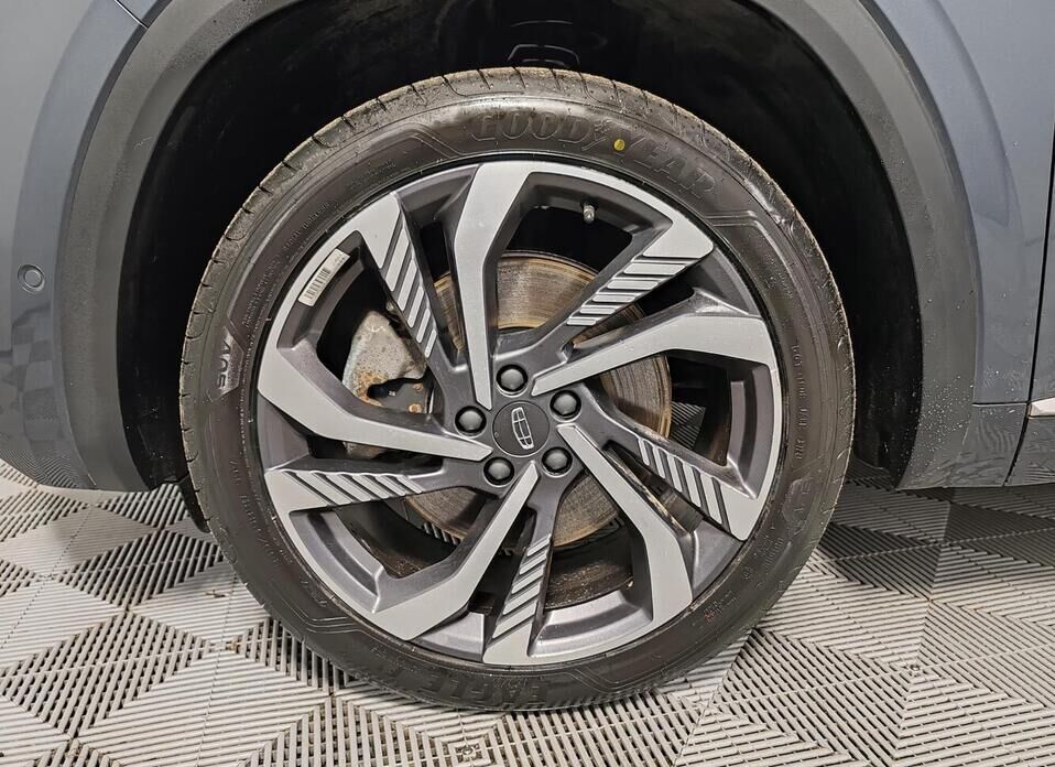 Geely Monjaro, I 2.0 AT (238 л.с.) 4WD