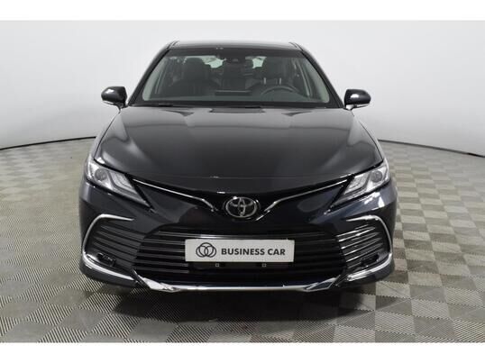 Toyota Camry, 2023 г., 16 719 км