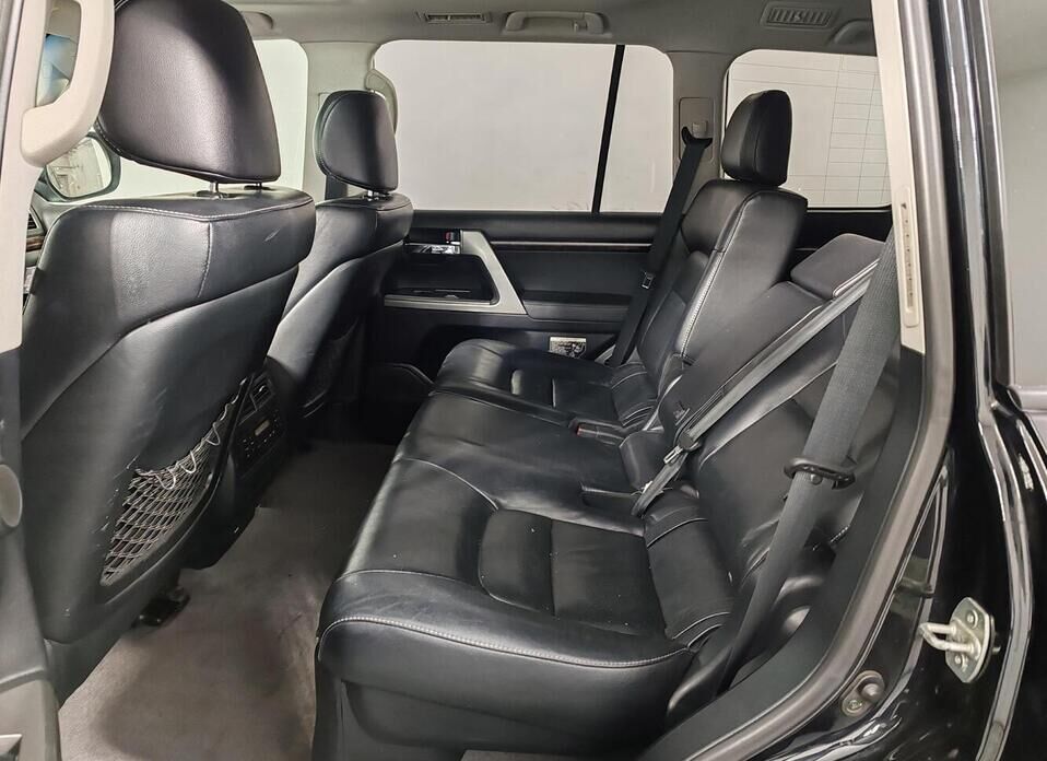 Toyota Land Cruiser, 200 Series Рестайлинг 1 4.5d AT (235 л.с.) 4WD