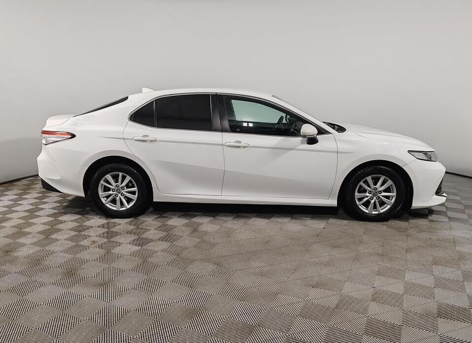 Toyota Camry, VIII (XV70) 2.0 AT (150 л.с.)