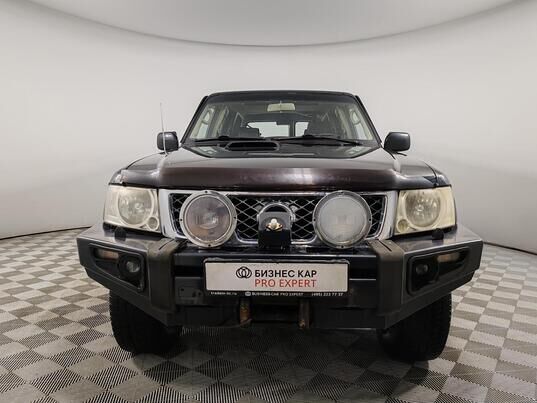 Nissan Patrol, 2006 г., 243 906 км