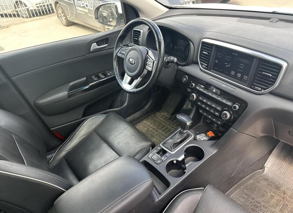 Kia Sportage, IV Рестайлинг 2.4 AT (184 л.с.) 4WD