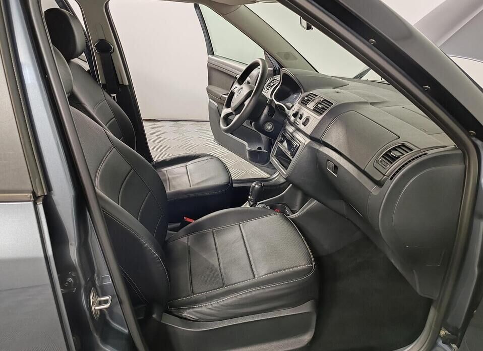 Skoda Fabia, II Рестайлинг 1.6 AT (105 л.с.)