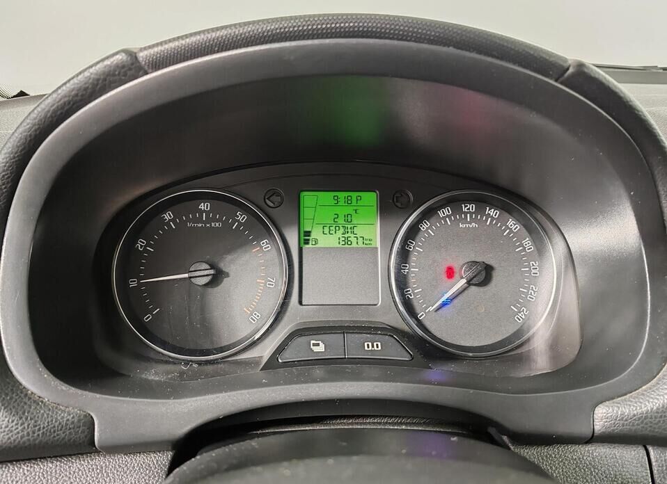 Skoda Fabia, II Рестайлинг 1.6 AT (105 л.с.)