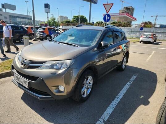 Toyota RAV4, 2014&nbsp;г., 232&nbsp;105&nbsp;км