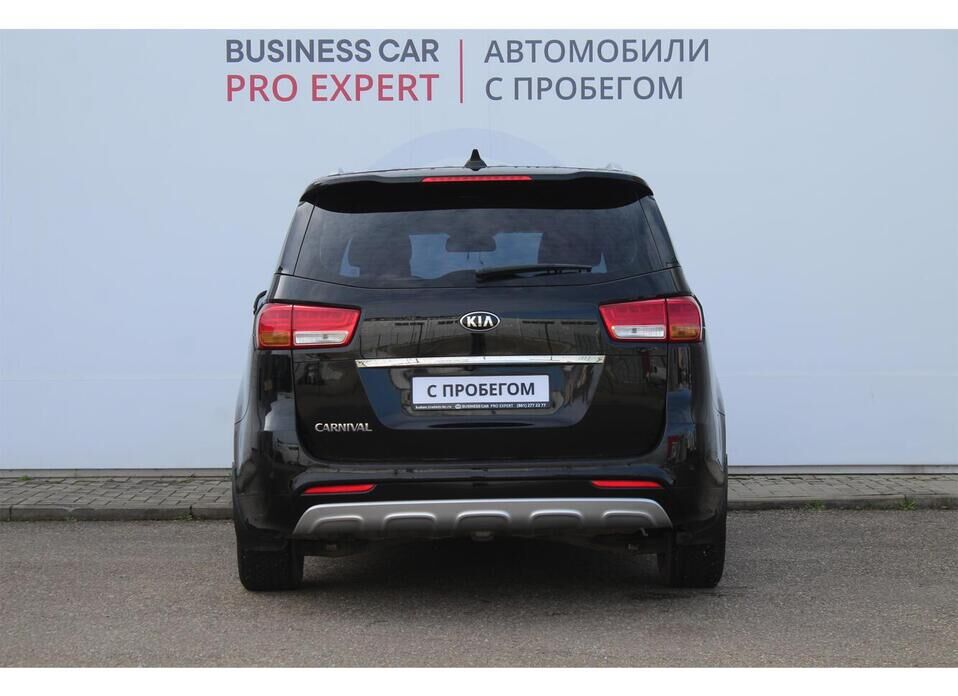 Kia Carnival, III 2.2d AT (202 л.с.)