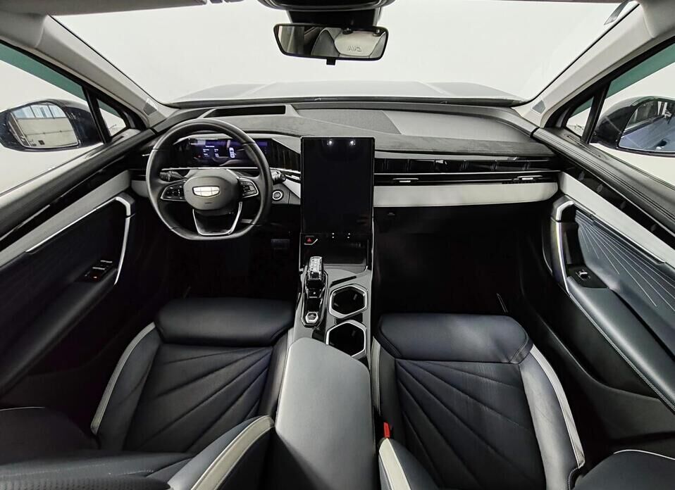 Geely Atlas, II 2.0 AT (200 л.с.) 4WD