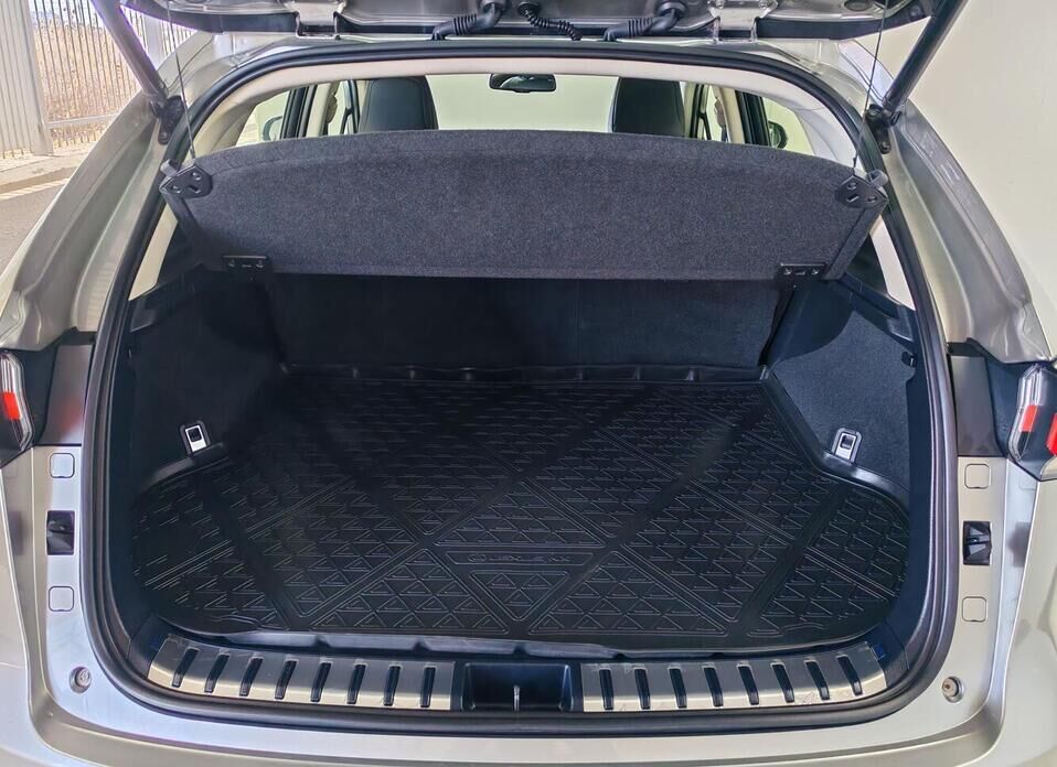 Lexus NX, I 200 2.0 CVT (150 л.с.) 4WD