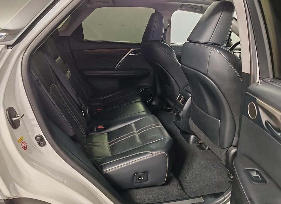 Lexus RX, IV 350 3.5 AT (300 л.с.) 4WD