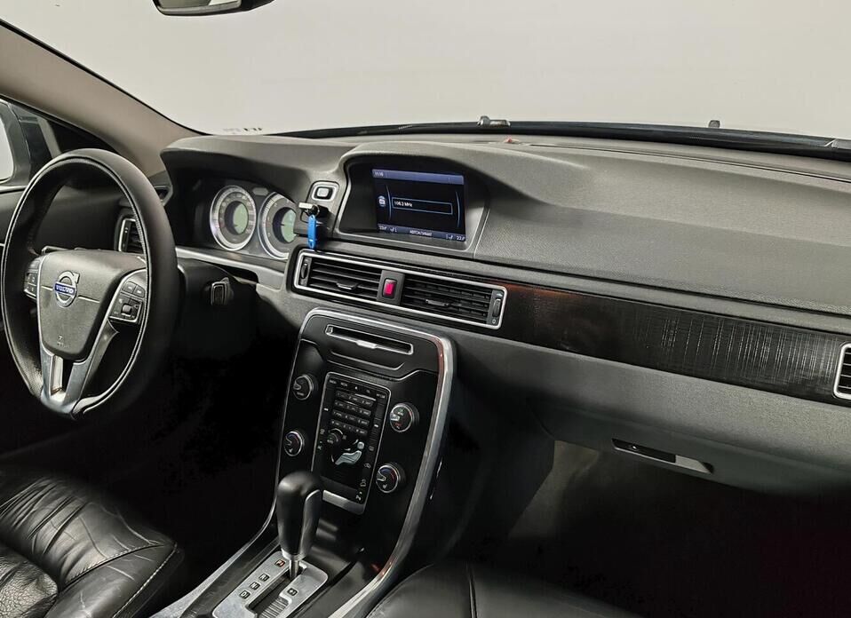 Volvo XC70, II 2.0d AT (163 л.с.) 4WD