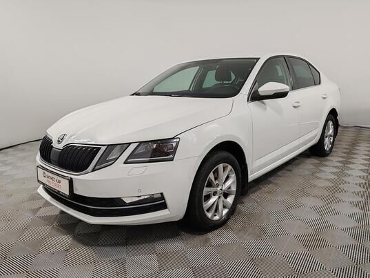 Skoda Octavia, 2020&nbsp;г., 61&nbsp;204&nbsp;км