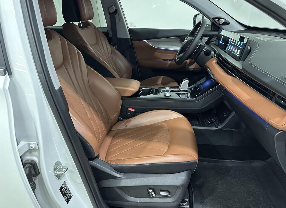 Chery Tiggo 8 Pro Max, I 2.0 AMT (197 л.с.) 4WD