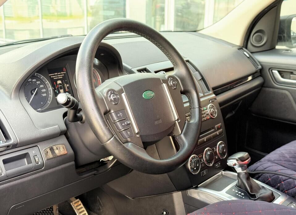 Land Rover Freelander, II Рестайлинг 2 2.2d AT (190 л.с.) 4WD