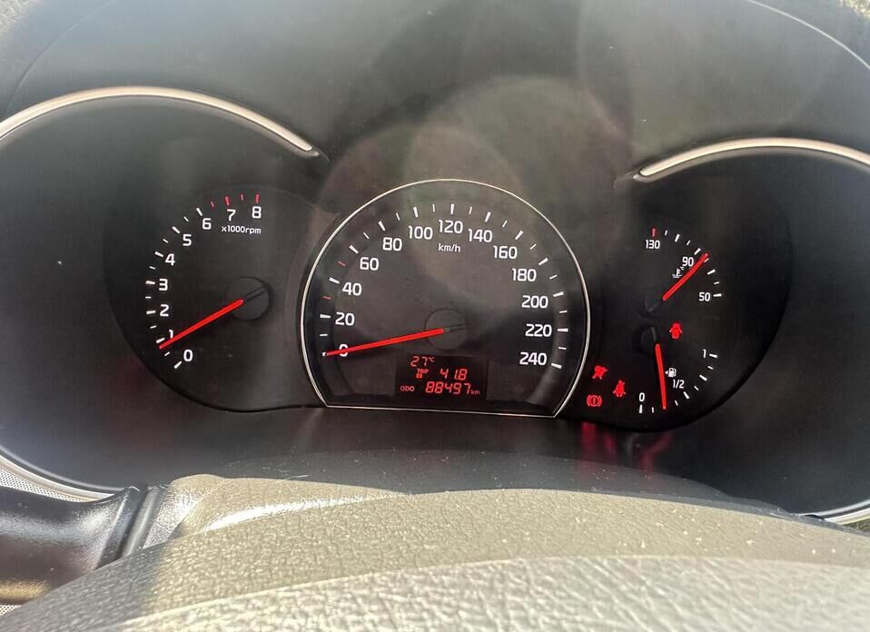 Kia Sorento, II Рестайлинг 2.4 MT (175 л.с.) 4WD