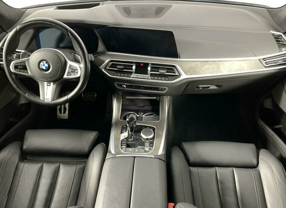 BMW X7 40i 3.0 AT (340 л.с.) 4WD