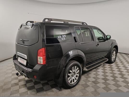 Nissan Pathfinder, 2010 г., 305 904 км