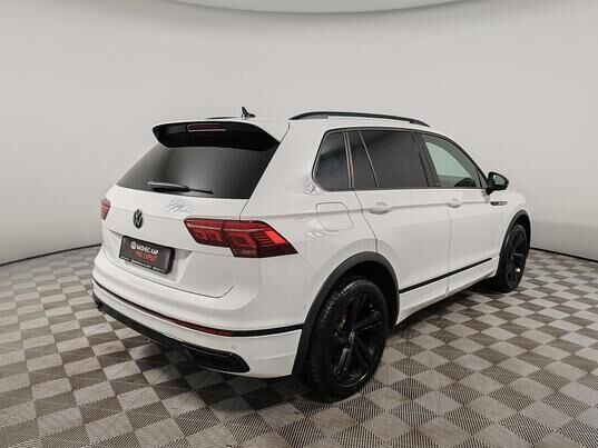 Volkswagen Tiguan, 2021&nbsp;г., 94&nbsp;705&nbsp;км