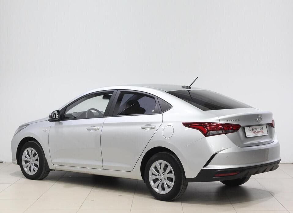 Hyundai Solaris, II Рестайлинг 1.6 AT (123 л.с.)