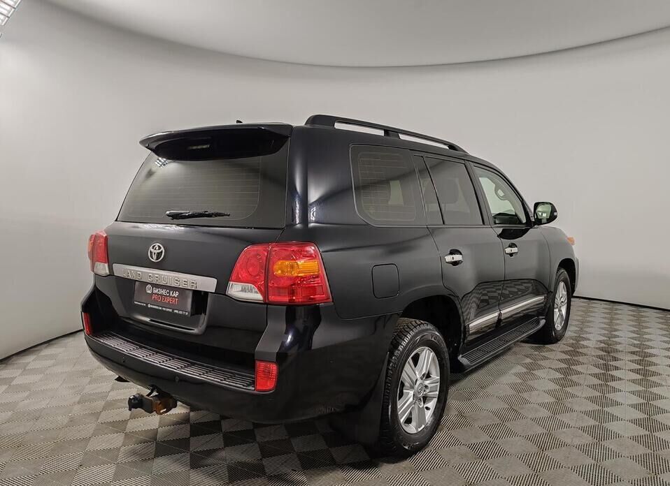 Toyota Land Cruiser, 200 Series Рестайлинг 1 4.5d AT (235 л.с.) 4WD