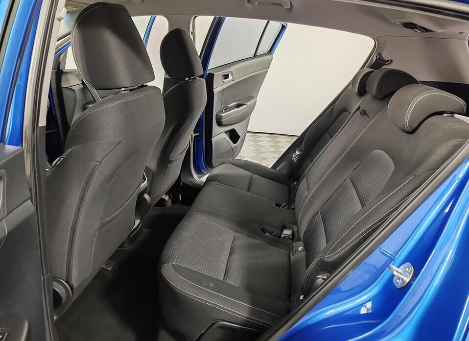 Kia Sportage, IV Рестайлинг 2.0 AT (150 л.с.)
