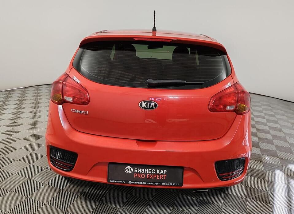 Kia Ceed, II Рестайлинг 1.6 AT (130 л.с.)
