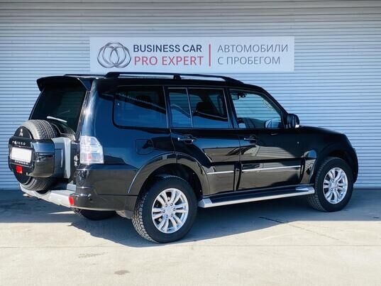 Mitsubishi Pajero, 2013&nbsp;г., 200&nbsp;121&nbsp;км