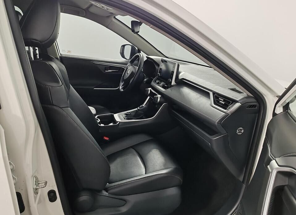 Toyota RAV4, V (XA50) 2.0 CVT (149 л.с.) 4WD