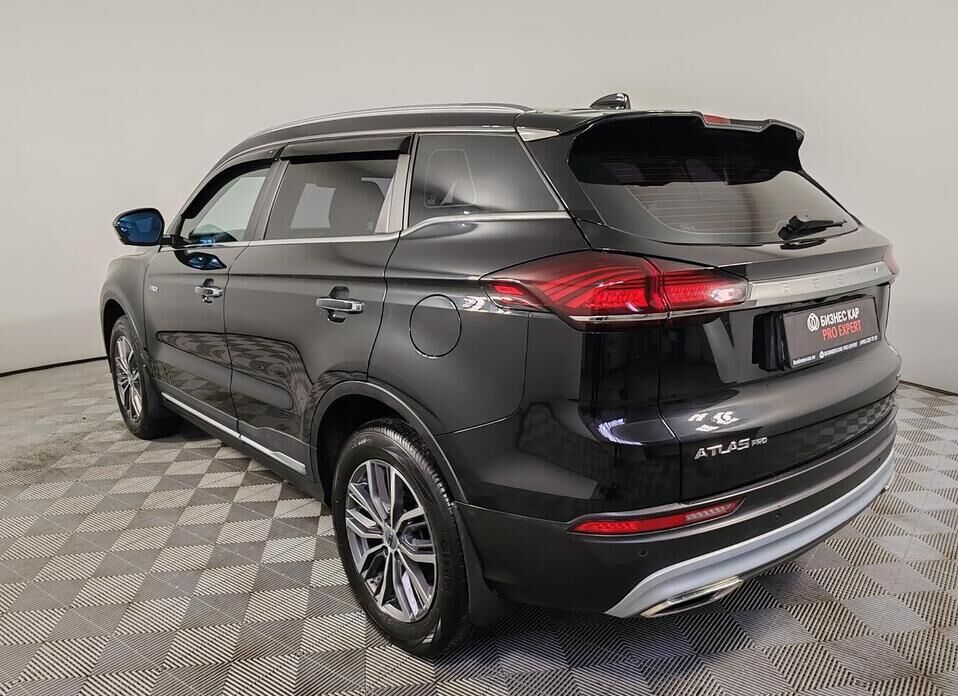 Geely Atlas Pro 1.5 AMT (177 л.с.) 4WD