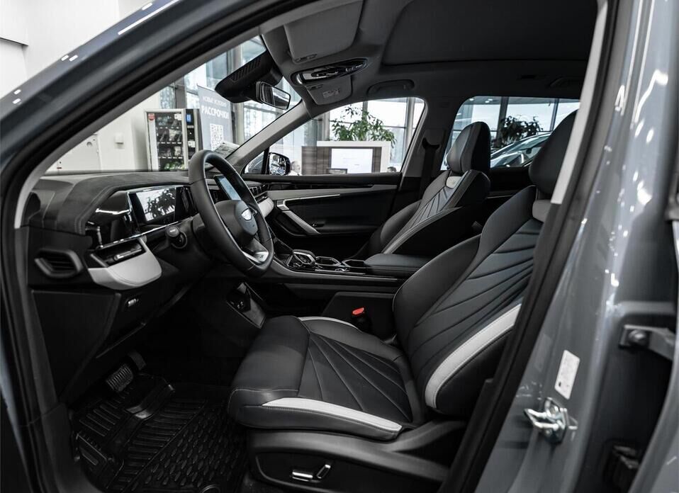 Geely Atlas, II 1.5 AMT (147 л.с.)