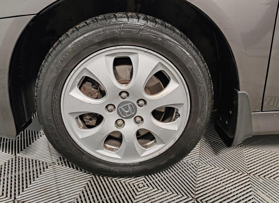 Honda Accord, VII Рестайлинг 2.4 MT (190 л.с.)