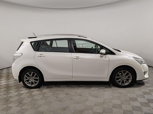 Toyota Verso, 2014 г., 141 944 км