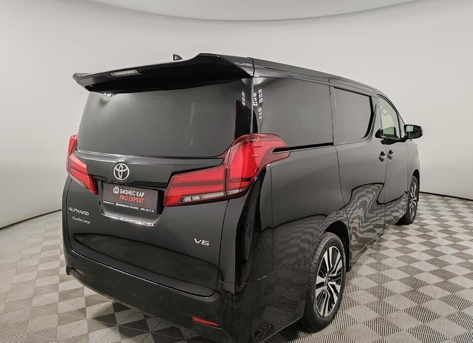 Toyota Alphard 3.5 AT (300 л.с.)