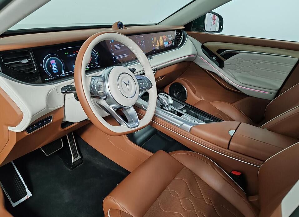 Voyah Free, I EVR 1.5hyb AT (693 л.с.) 4WD