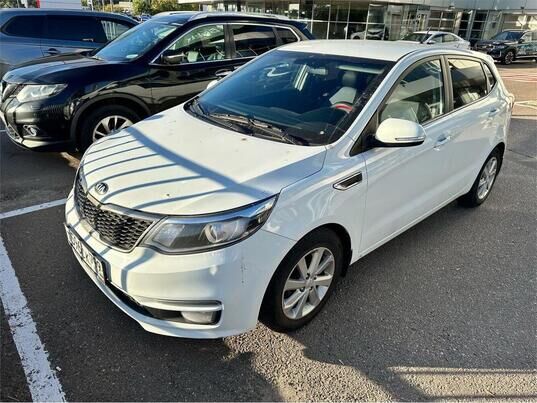 Kia Rio, III Рестайлинг, 2016 г., 180 848 км