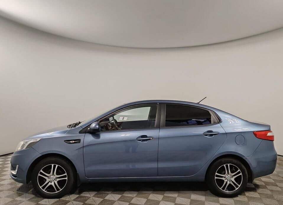 Kia Rio, III 5-speed 1.6 MT (123 л.с.)