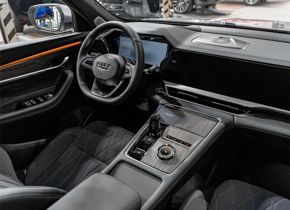 Geely Monjaro, I 2.0 AT (238 л.с.) 4WD