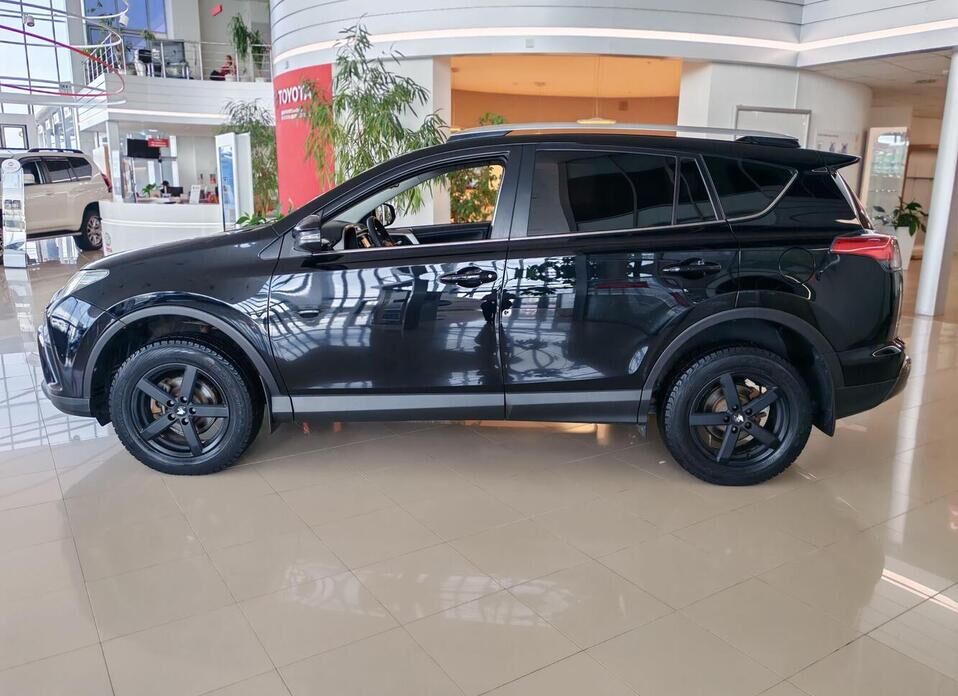 Toyota RAV4, IV (XA40) Рестайлинг 2.0 CVT (146 л.с.) 4WD