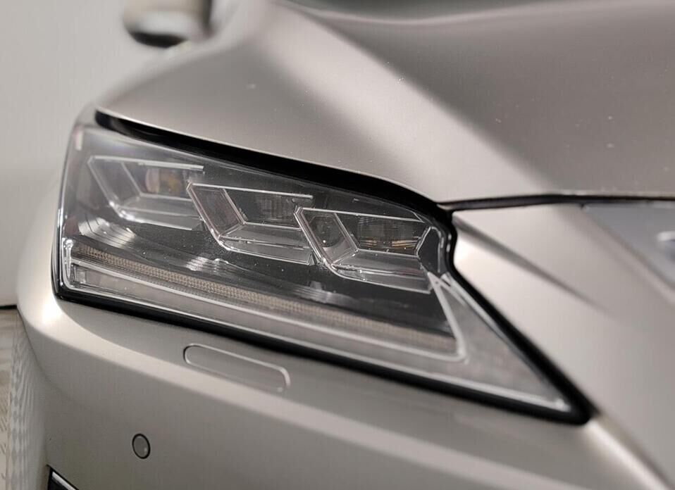 Lexus RX, IV 350 3.5 AT (300 л.с.) 4WD