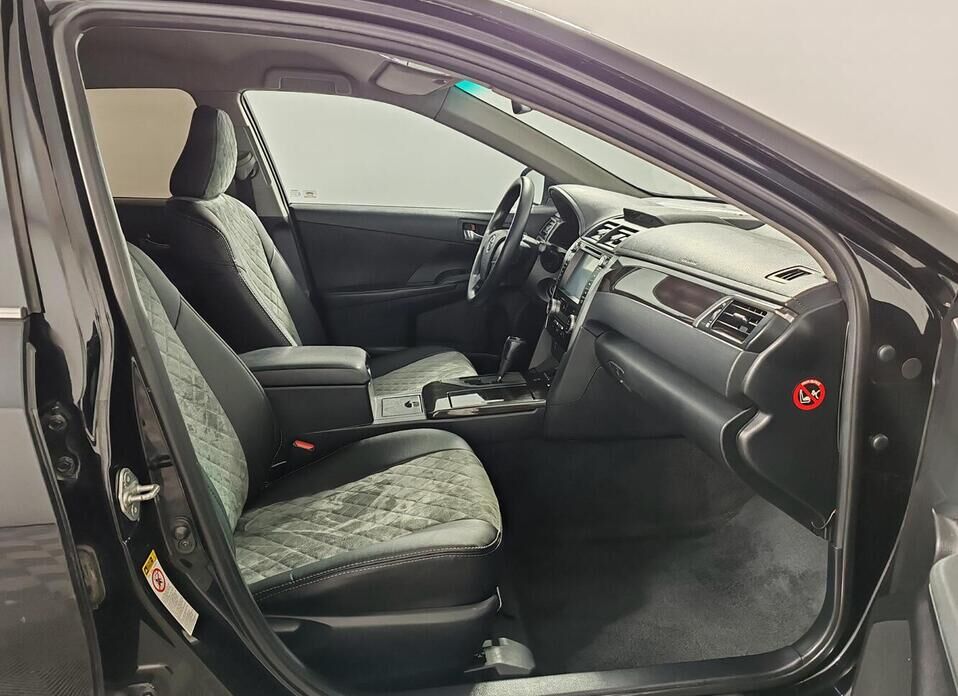 Toyota Camry, VII (XV50) 2.0 AT (148 л.с.)